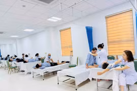 Làm thế nào để hồi phục sau phẫu thuật chóp xoay đúng cách?