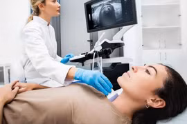 Mệt mỏi sau sinh kéo dài, coi chừng rối loạn tuyến giáp