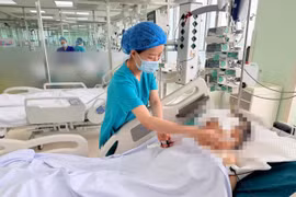 16 tuổi nguy kịch sau tai nạn xe điện, bác sĩ cảnh báo 