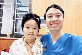 Hành trình hồi sinh bệnh nhi 15 tuổi xuất huyết não nặng