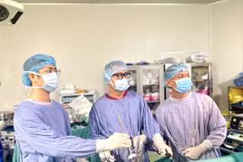 Suýt mất mạng vì vỡ thực quản sau cơn nôn dữ dội do uống rượu