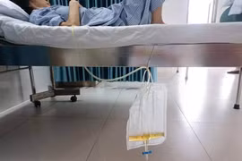Chấn thương niệu đạo cấp tính do đặt sonde tiểu