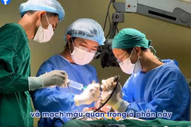Người phụ nữ vô tình phát hiện u màng não to như quả quýt 