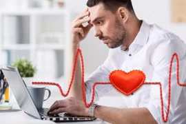 Lo lắng, căng thẳng cẩn thận bệnh huyết áp, tim mạch 