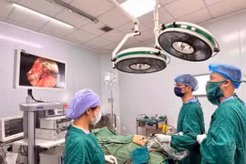 Đau bụng sau ngã xe đạp, bé trai 7 tuổi vỡ hành tá tràng hiếm gặp