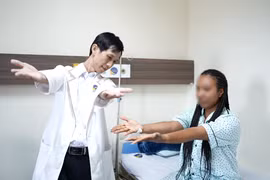 Đột quỵ giữa chuyến du lịch, nữ du khách Mỹ hồi phục sau 24 giờ