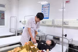 Hai trẻ nguy kịch vì xoắn ruột, đoạn ruột hoại tử dài 150 cm