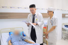 Chủ quan sau tai nạn, hai thanh niên suýt mất mạng vì máu tụ não