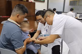 Dị tật thừa ngón tay: 3 trẻ được tạo hình, bảo tồn chức năng bàn tay