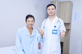 Người đàn ông 52 tuổi nôn gần 2 lít máu, nguy kịch vì vỡ tĩnh mạch thực quản