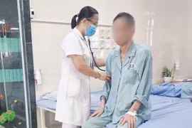 Ho, sốt triền miên sau đột quỵ, người đàn ông phát hiện biến chứng nguy hiểm