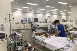 Trẻ 7 tuổi đau ngực, mệt nhiều không ngờ viêm cơ tim tối cấp