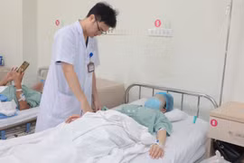 Vỡ ruột thừa nguy kịch do đau bụng dùng thuốc giảm đau