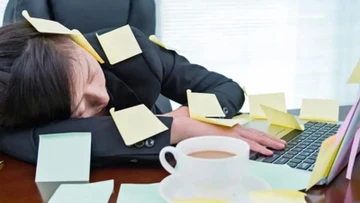 Tín hiệu cơ thể 'quá tải' sau Tết