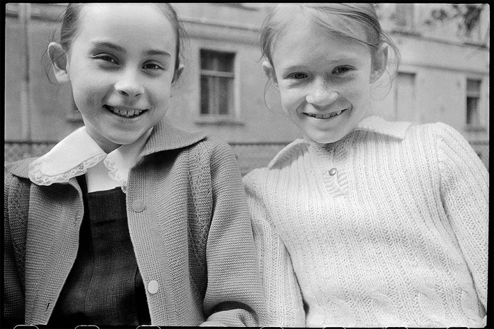 Hai bé gái Leningrad, 1978.