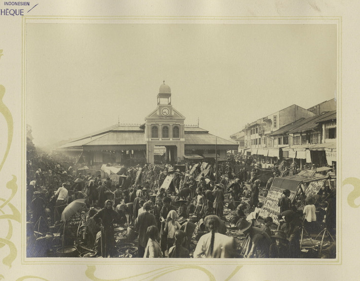 Khu chợ trung tâm của Chợ Lớn năm 1909. Vị trí này ngày nay là Bưu điện Chợ Lớn. Ảnh: Manhhai Flickr.