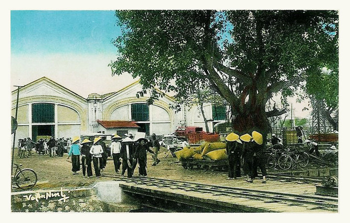 Bến Sáu Kho ở cảng Hải Phòng.