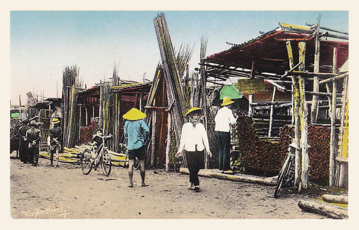 Khu chợ bán tre nứa.