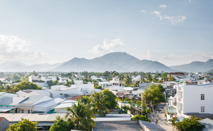 Thành phố Nha Trang đẹp tinh khôi qua một góc nhìn khác lạ. Ảnh: Vadim Kaipov / 500px.com.