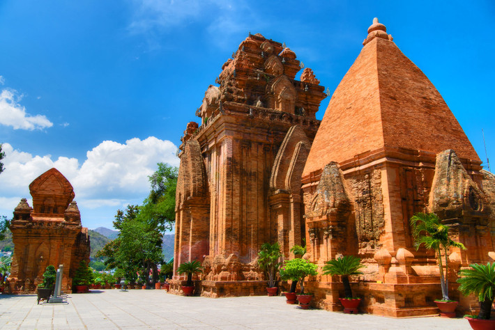 Nét uy nghiêm của tháp Po Nagar, tòa tháp Chăm cổ giữa lòng thành phố Nha Trang. Ảnh: Vladimir Elkin / 500px.com.