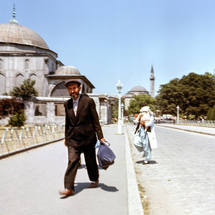 Một con đường bên Quảng trường Hippodrome của thành phố Istanbul.