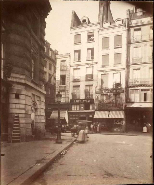 Trên phố Saint-Honoré, 1907.