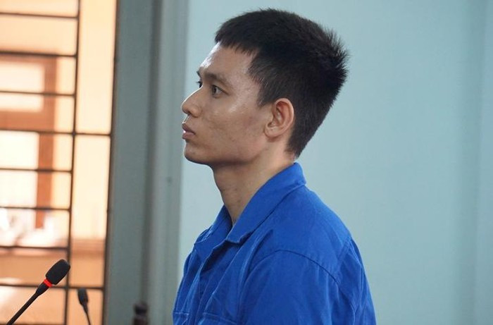Bị cáo này cho biết khoảng 1 tháng trước khi xảy ra vụ việc, Hải nhiều lần phát hiện V. và một người đàn ông nhắn tin tình cảm với nhau. Sau đó V. đề nghị chia tay nhưng không được bị cáo đồng ý. (Ảnh Vietnamnet)