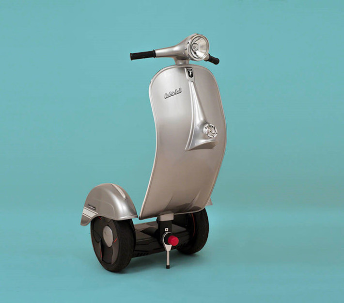 Một điểm mạnh khác của Zero-Scooter đó là khách hàng có thể đặt chiếc xe theo mọi màu mà họ ưa thích. Nó cũng có kích thước cực nhỏ gọn với trọng lượng 25 kg và bề rộng chỉ 60 cm.
