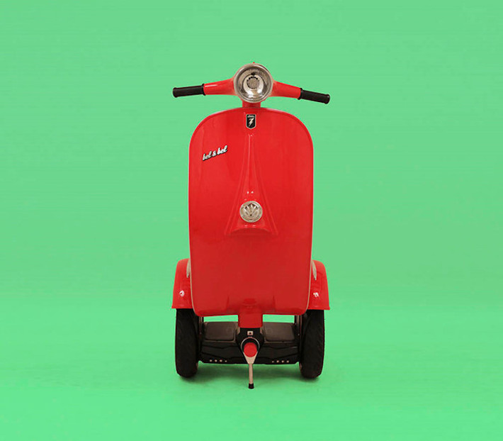 Trên thực tế, chiếc Zero-Scooter của Bel & Bel là một bộ kit chuyển đổi dành cho Ninebot - một chiếc xe điện tự cân bằng trên 2 bánh được sản xuất bởi tập đoàn công nghệ Xiaomi của Trung Quốc.