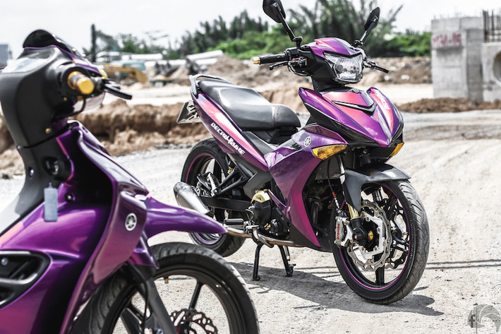 Dù không "khủng" như nhiều bản độ Exciter 150 khác tại Việt Nam nhưng chiếc Exciter 150 này vẫn rất hấp dẫn bởi những món đồ chơi đơn giản, nhưng có chọn lọc mà chủ xe đã trang bị cho chiếc xe.