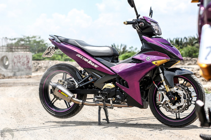 Kể từ khi ra mắt, Yamaha Exciter 150 đã kế thừa "ngôi vương" trong phân khúc xe máy underbone côn tay từ người anh em Exciter 135, đồng thời trở thành một trong những dòng xe được độ nhiều nhất Việt Nam với nhiều bản độ cực "khủng" và độc đáo.