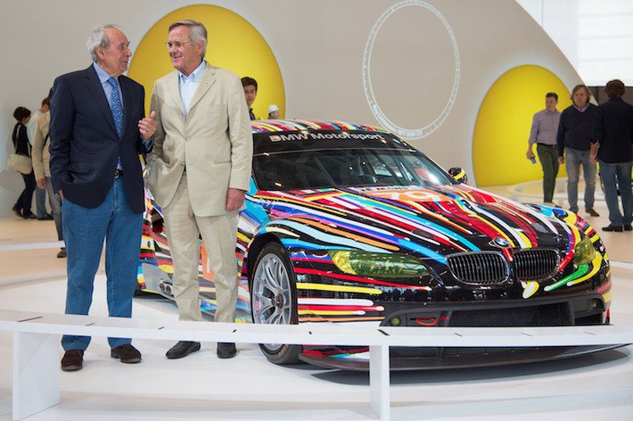 Chiếc xe Art Car mới nhất là BMW M3 GT2 năm 2010 của họa sĩ Jeff Koons với hàng trăm đường kẻ màu hướng về phía đầu xe, tạo cảm giác như chiếc xe luôn tiến về phía trước ngay cả khi dừng lại.
