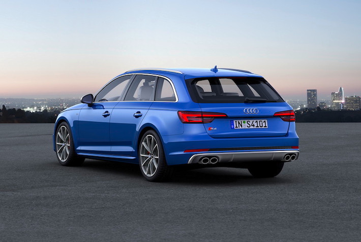 Audi hiện chưa công bố giá khởi điểm của S4 mới, nhưng xét tới giá của thế hệ hiện tại, chắc chắn chiếc xe sẽ bắt đầu từ khoảng 50.000 Euro. Trước khi Audi công bố phiên bản RS4 mạnh mẽ nhất, đây là chiếc A4 nhanh và mạnh mẽ nhất mà khách hàng có thể mua được.