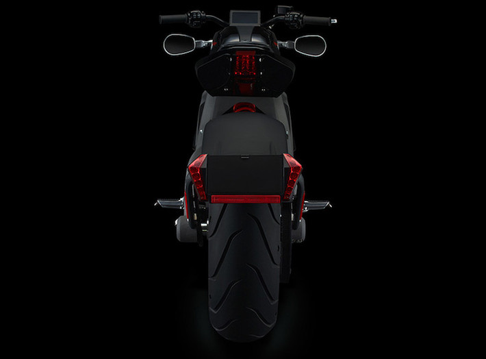 Hiện vẫn chưa rõ mẫu xe điện mà Harley-Davidson dự định sản xuất hàng loạt sẽ dựa trên mẫu concept LiveWire hay là một thiết kế mới hoàn toàn, tuy nhiên tuyên bố của ông Cummings đã cho thấy sự chuẩn bị của Harley-Davidson trước khi toàn bộ ngành công nghiệp môtô chính thức chuyển sang sử dụng năng lượng điện.