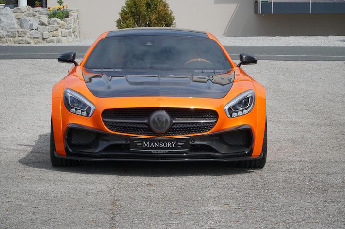 Mansory vốn là một hãng độ nổi tiếng với những bản độ siêu xe cực "điên rồ". Tuy nhiên với bản độ chiếc siêu xe Mercedes AMG GT S mới nhất, hãng lại một lần nữa khiến cho ngay cả những dân chơi "sành sỏi" nhất phải bất ngờ bởi độ "khủng" của nó.