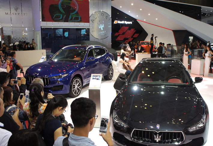 Là đại diện xuất hiện với màn trình diễn đầu tiên tại Triển lãm VIMS 2016, Maserati tại Việt Nam đã gây ấn tượng với khách tham quan bằng màn trình diễn tranh cát sống động và đầy cảm hứng, kể lại câu chuyện thăng trầm trong lịch sử hơn 100 năm hình thành và phát triển của mình.
