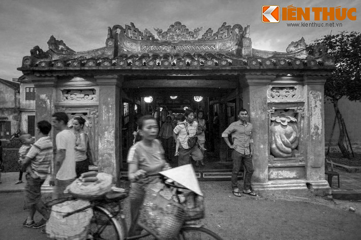 Con thuỷ quái này mỗi khi trở mình hay quẫy đuôi sẽ khiến cả lục địa châu Á rung chuyển, còn đất nước Nhật bị động đất dữ dội, thậm chí có cả núi lửa phun trào, gây đại họa. Sự hiện diện của Namazu ở Hội An là một điềm dữ cho cuộc sống của người Nhật ở đây.