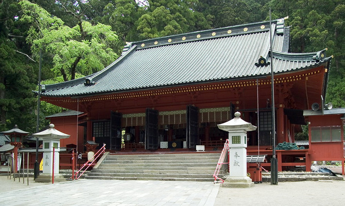 Đền Futarasan được nhà tu hành huyền thoại Shodo Shonin cho xây vào năm 767.
