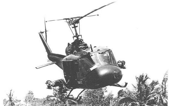 Trực thăng UH-1 của Không lực Sài Gòn trong một nhiệm vụ tuần tra năm 1971. Ảnh: Không quân Mỹ.