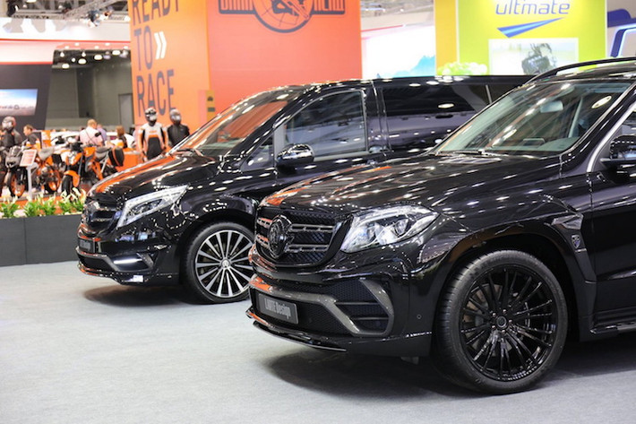 Đây không phải là lần đầu tiên Larte Desigon cung cấp gói độ Black Crystal cho một mẫu xe Mercedes. Trước đây, dòng xe van hạng sang V-Class cũng đã có gói độ tương tự, nhưng đồng thời còn được nâng lên đẳng cấp siêu sang với nội thất cực xa hoa.