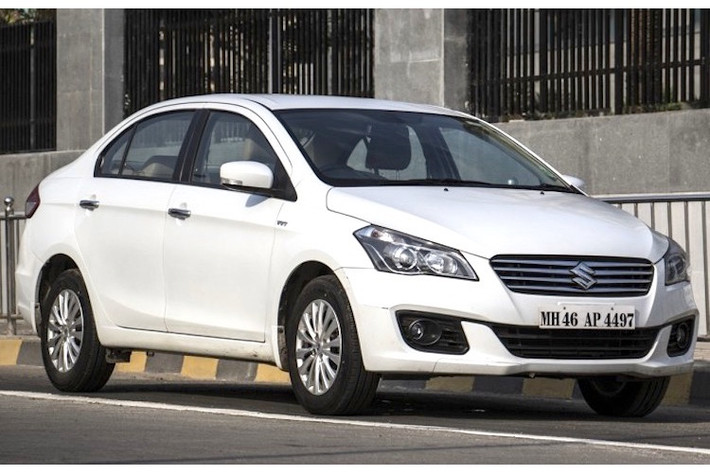 Sedan Suzuki Ciaz được xem là phiên bản sản xuất của mẫu concept mang tên Authentics, từng ra mắt tại triển lãm Thượng Hải vào 2013. Đây là mẫu xe được hãng Suzuki dành riêng cho các nước đang phát triển, thuộc phân khúc sedan hạng B và cạnh tranh với các đối thủ như Honda City hay Toyota Vios.