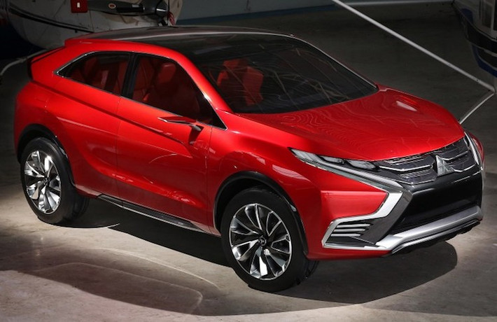 Nguồn cảm hứng để Mitsubishi thiết kế ra Mitsubishi Outlander Sport thế hệ mới trên thực tế đã xuất hiện từ năm ngoái, dưới dạng chiếc concept XR-PHEV II Concept được trưng bày tại triển lãm Geneva. Bản thân XR-PHEV II cũng đã được Mitsubishi phát triển từ chiếc xe ý tưởng XR-PHEV từ triển lãm Tokyo từ năm 2013.