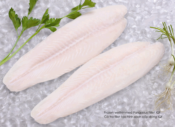 Trong con cá, fillet cá là phần tốt nhất cho các bé nhỏ vì giảm nguy cơ mắc xương, bảo toàn tối đa chất dinh dưỡng khi chế biến, và loại bỏ được các bộ phận tích trữ nhiều kim loại nặng (nếu cá sống trong vùng biển, sông hồ bị ô nhiễm). Ngoài fillet, phần bụng cá, phần thịt gần đuôi hoặc gần lưng cũng tương đối an toàn cho bé.