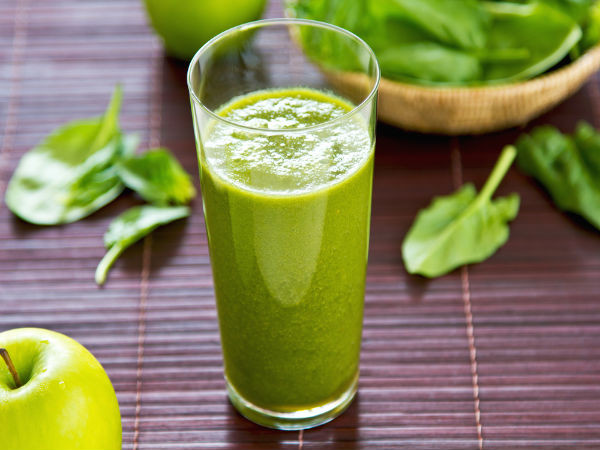 Uống thật nhiều nước ép rau củ đồng thời ăn nhiều chất xơ. Thực phẩm tươi sống khiến người ăn cảm thấy chắc chắn và tập trung, thậm chí còn làm giảm bớt cảm giác thèm ăn.