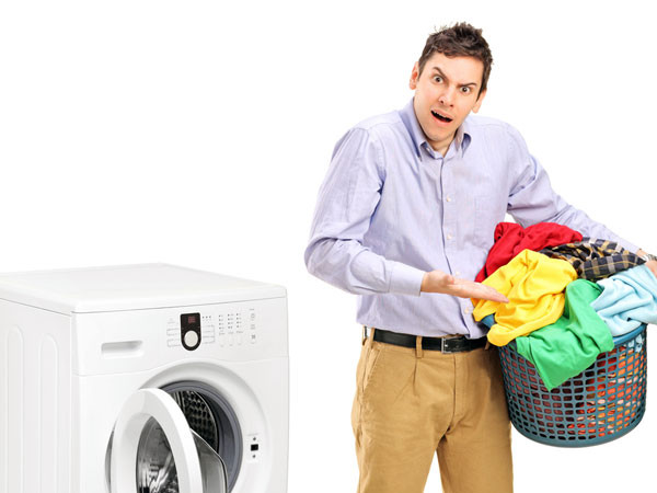 Ngay sau khi cai thuốc lá, đem giặt toàn bộ quần áo vì quần áo đã bị ám mùi riêng của thuốc lá. Cũng giống như nghiện thuốc phiện, nguy cơ tái nghiện khi ngửi thấy mùi thuốc lá là rất cao.
