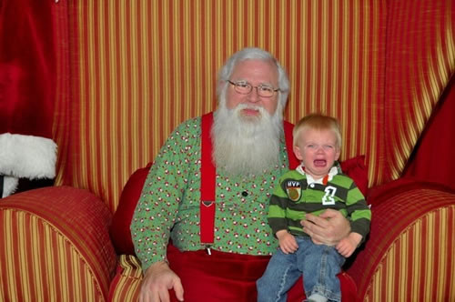 Chỉ có mẹ mới hiểu tại sao con chẳng thích ông già Noel chút nào.