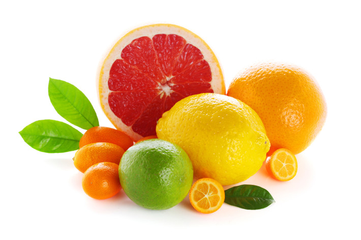 Tăng cường vitamin C: Vitamin C là một trong những thuốc bổ sung được dùng rộng rãi nhất hiện nay. Có vai trò rất quan trọng trong việc cân bằng đường huyết. Những người thường xuyên uống bổ sung từ 500 – 1.000mg vitamin C trong ngày giảm được glucose, cholesterol và insulin, từ đó đã giảm được cân nặng chỉ trong vòng 6 tuần.