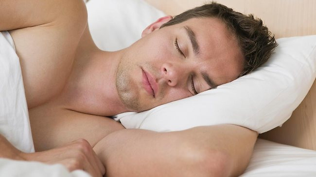 Chuyện yêu buổi trưa còn là màn khởi động cho cuộc yêu buổi tối vì cơ thể cả hai đang ham muốn.