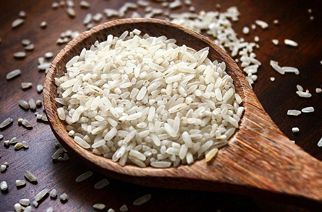 Các VĐV tham dự những môn thi căng thẳng với thời gian thi đấu ngắn hơn như đạp xe cũng có thể dùng chiến lược dinh dưỡng. Họ thường uống các loại thuốc bổ sung beta-alanine, một loại axit amino tự nhiên, để có thể cân bằng độ pH của cơ bắp.