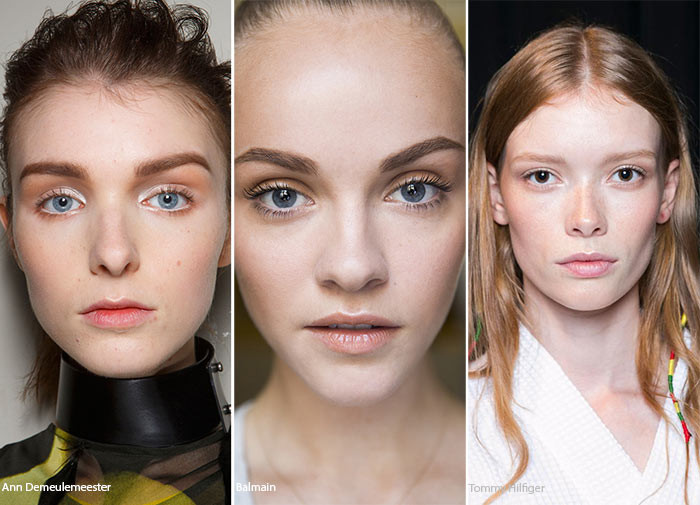Công ty bán mỹ phẩm nổi tiếng Sephora đã thức thời tổ chức ngay những lớp học trang điểm như không tại một số cửa hàng, trong đó phụ nữ chỉ cần 90 phút trên lớp là đã biết cách chỉ dùng các sản phẩm đánh sáng và tạo khối là có thể hoàn toàn tự tin ra đường với một khuôn mặt “mộc” hoặc post hàng chục tấm ảnh có vẻ tự nhiên hơn trên Instagram với chú thích đầy tự hào là mình đang không trang điểm.
